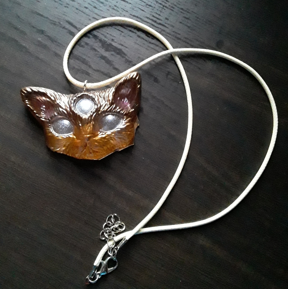 !HANDMADE! 3rd Eye Kitty Necklace